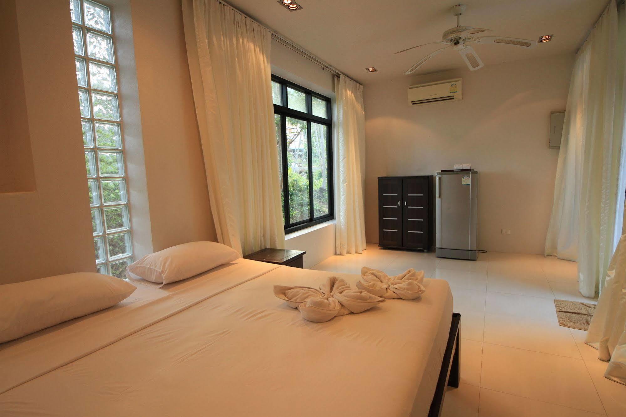 Hotel Superpro Samui Chaweng  Exterior foto
